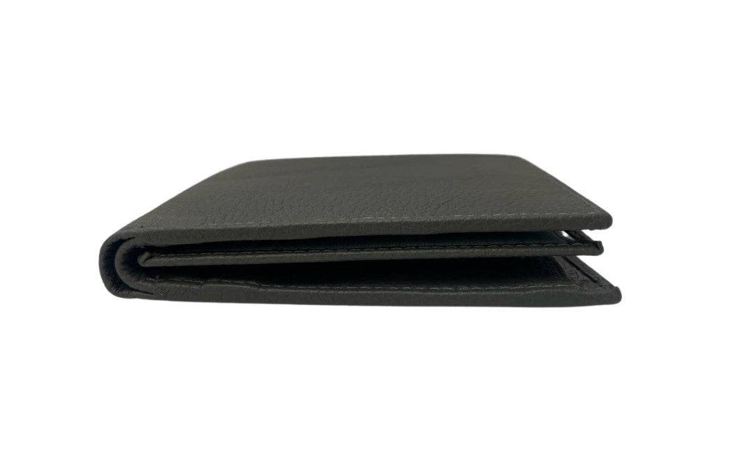 Elegant Leather Wallet Crafted for Sophistication & Durability